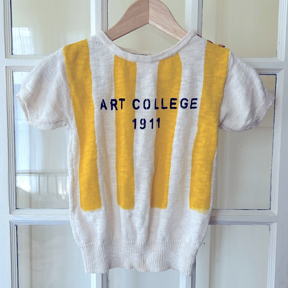 BOBO Choses Art College knitting top, artist collection, never worn, wood button